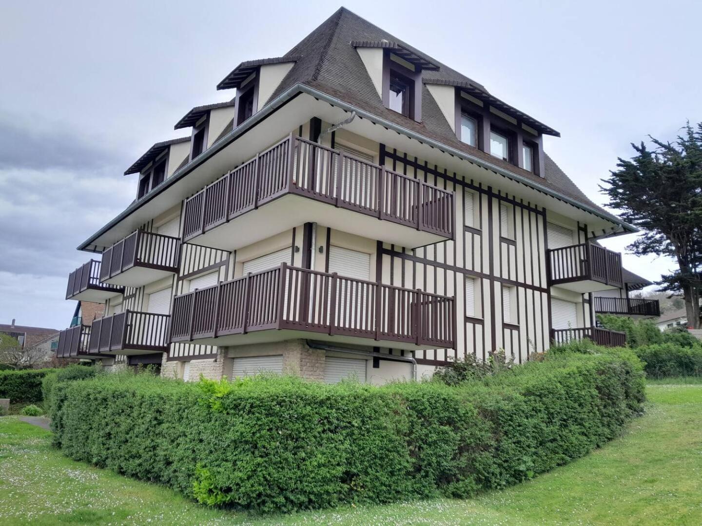 Appartement 45M2 - Proche Deauville - Vue Mer Bénerville-sur-Mer Exterior photo